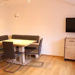 Pensión Haus Waldheim 3*