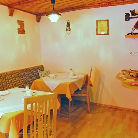 Haus Waldheim 3* سانكت ليونارد إم بيتزتال